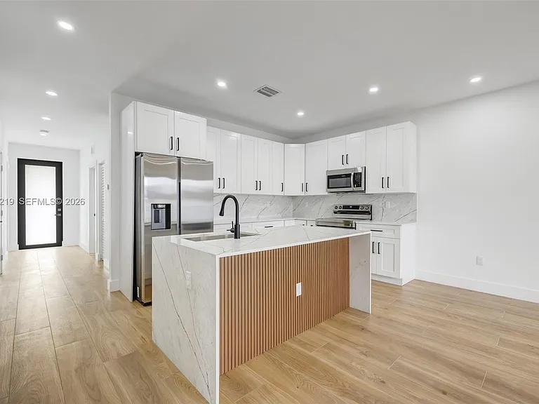 11088 SW 219th St — Photo 5