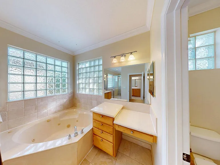 1007 Grove Park Cir — Photo 18