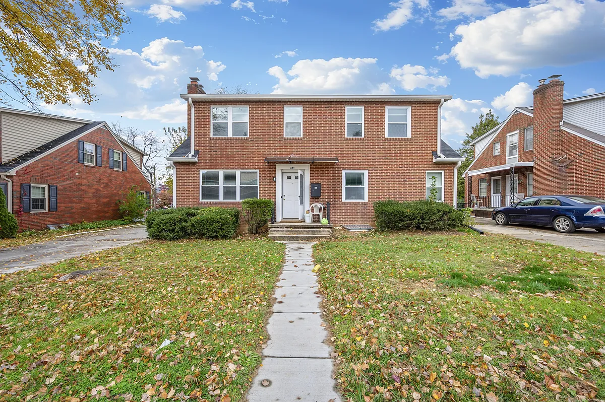 Building Photo - 621 Biggs Ave #1