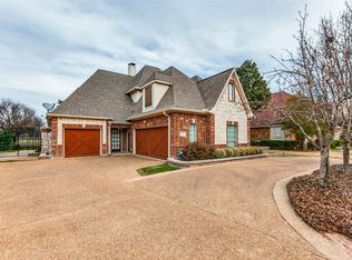 2913 Oak Point Dr, Garland, TX 75044