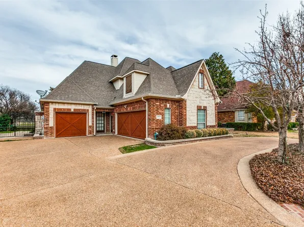 2913 Oak Point Dr, Garland, TX 75044
