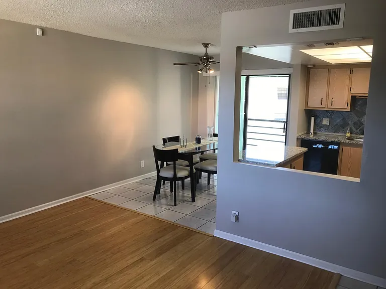 4147 Oak Terrace Dr — Photo 8