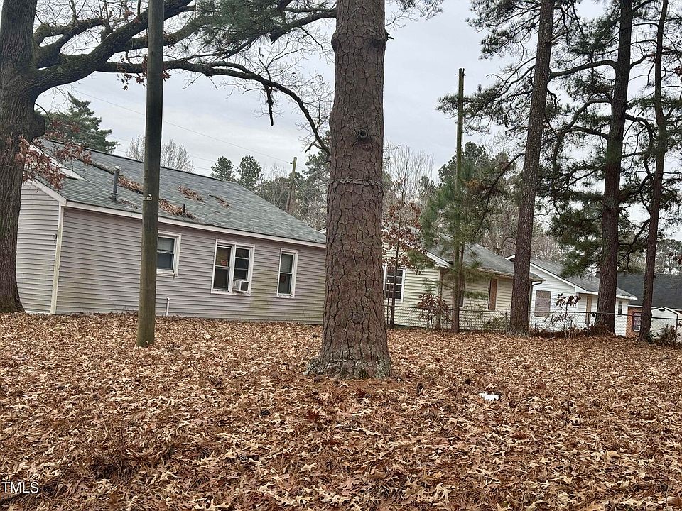 251 Booth Ave, Henderson, NC 27536 | Zillow