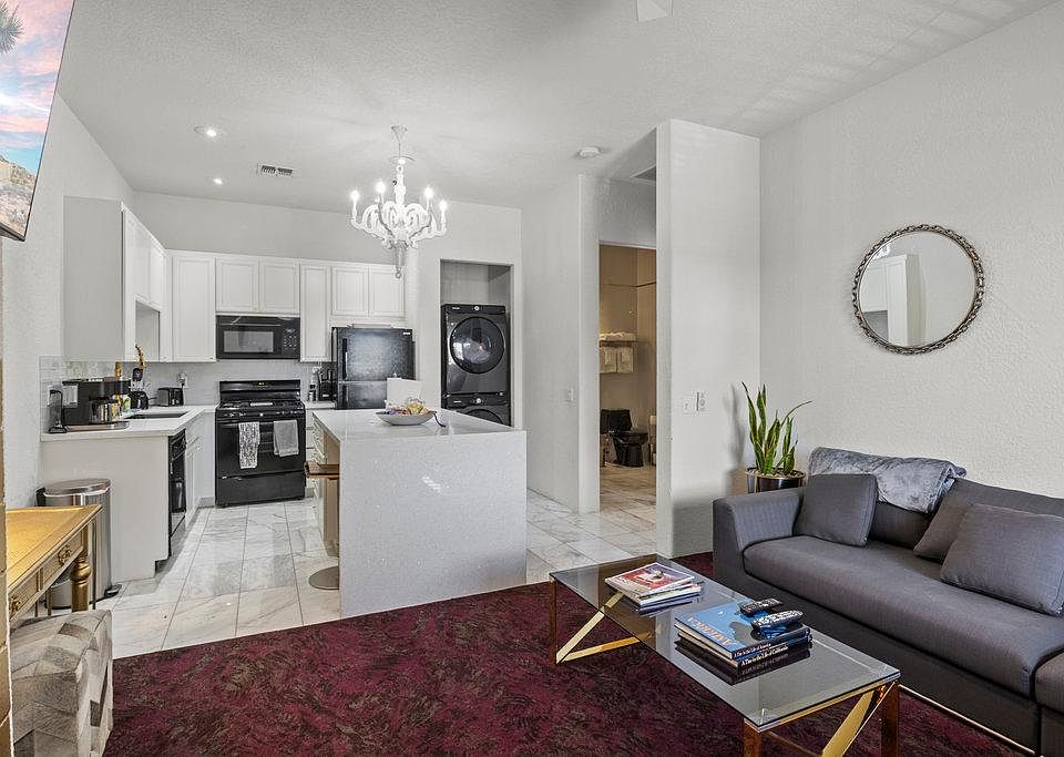 1st image of 50680 Santa Rosa Plz APT 6