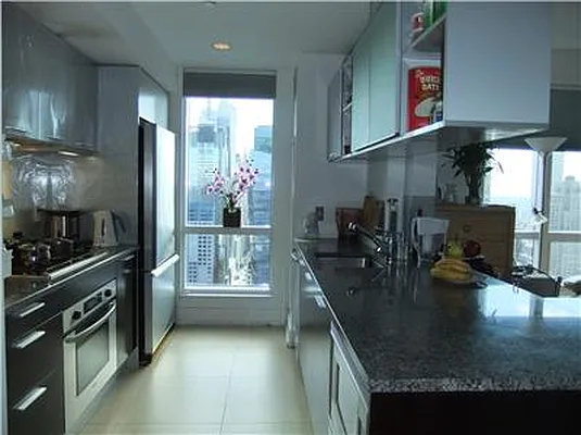 Rented by Prestigious International | media 16