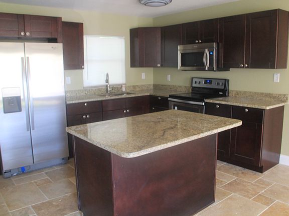 5th image of 10010 N 27th St