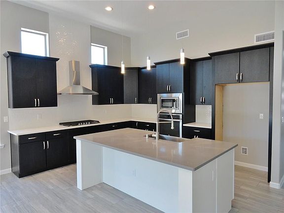 2nd image of 7328 Canyon Wren Ave