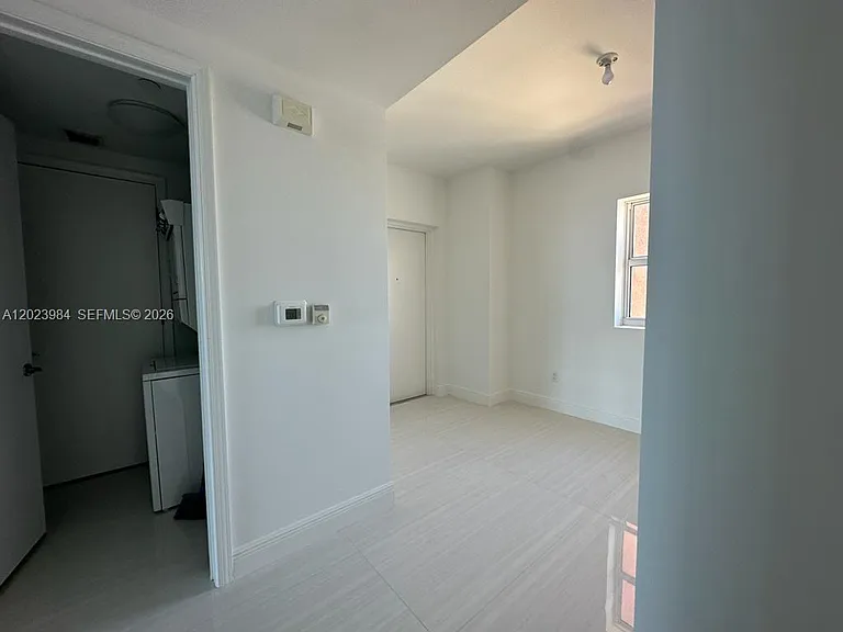 2650 Lake Shore Dr #1001 — Photo 30