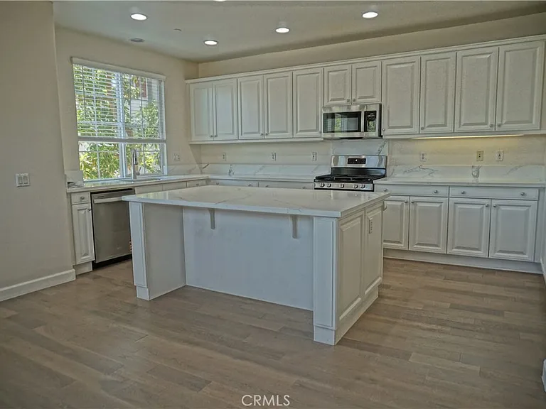 2099 Owens Dr — Photo 10