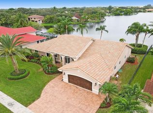 10367 SW 17th Dr, Davie, FL 33324