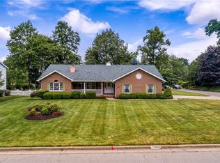 1017 Oakwood Dr, Alliance, OH