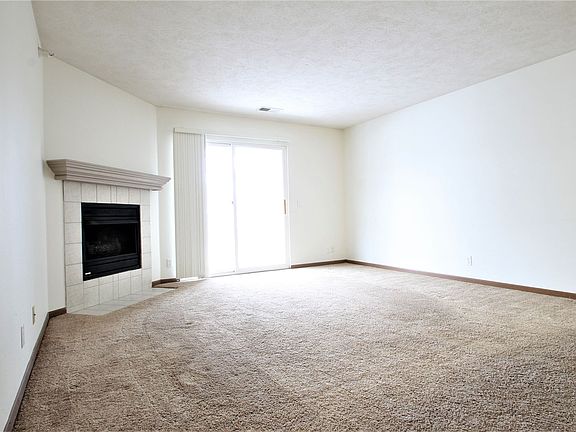 5th image of 8003 S 48th St #8005/303