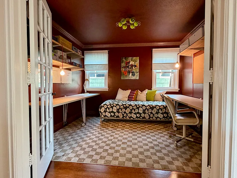 5825 NE 35th Pl — Photo 16