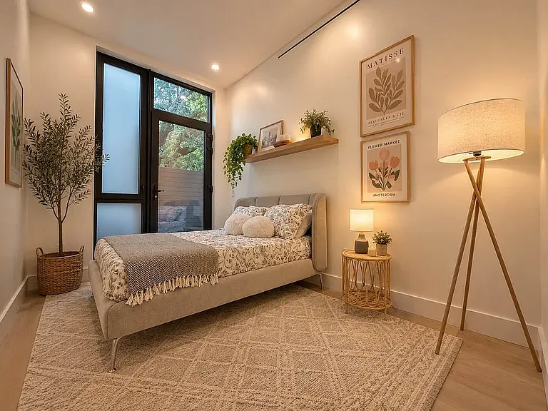 155 Smith St #1D — Photo 3