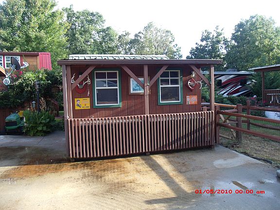 3rd image of 160 Stag Leap Dr