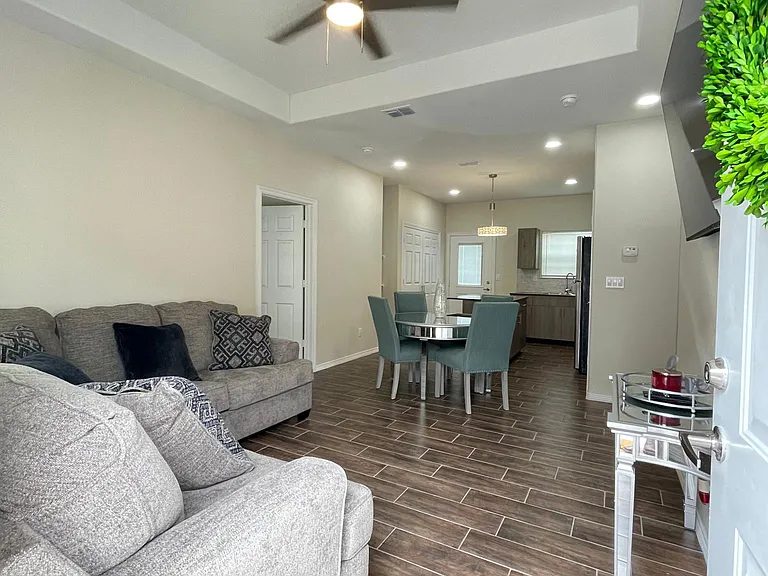 2404 N Sugar Rd #1 — Photo 17