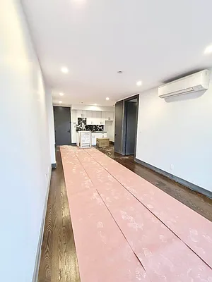 Rented by Delmark Realty LLC | media 59