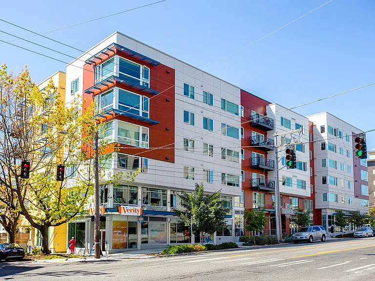 Soren Apartments — Photo 10