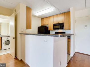 75 S Reynolds St APT 106, Alexandria, VA 22304