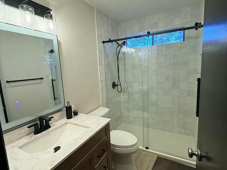 2803 N Carefree Cir — Photo 12