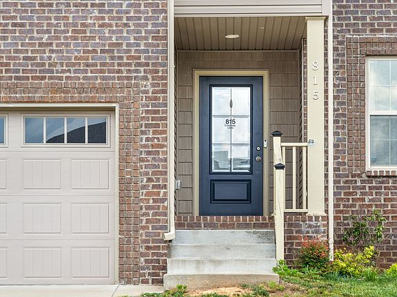 3rd image of 815 Crestone Ln