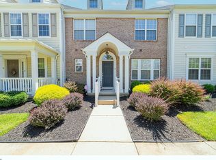 4 Lumbermill Ln, Voorhees, NJ 08043