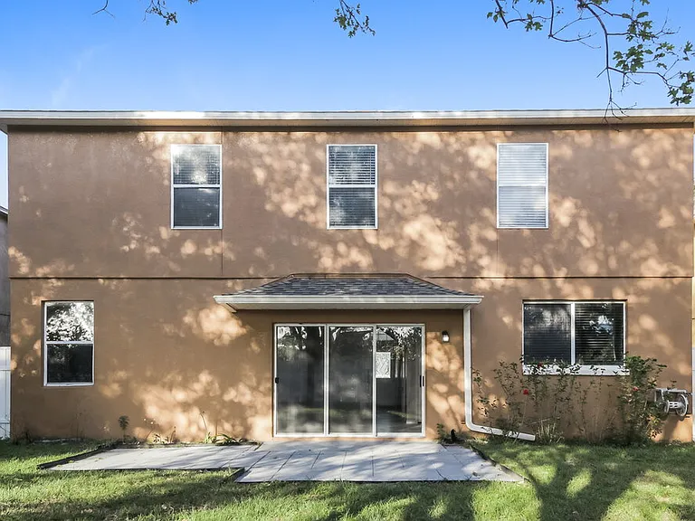 395 Lancer Oak Dr — Photo 17