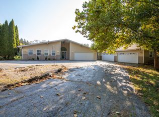 11595 Olson Rd, Belvidere, IL 61008