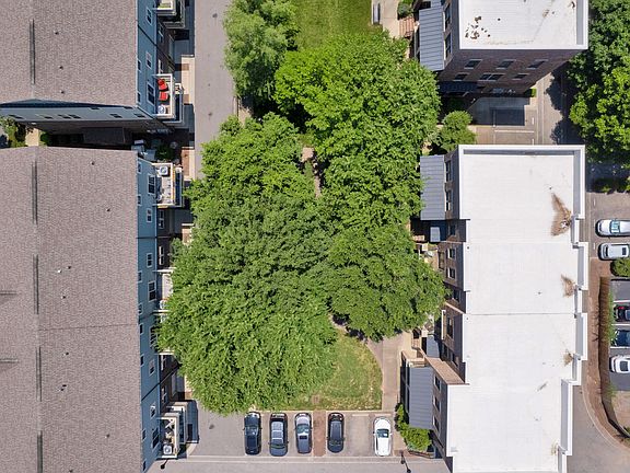 3rd image of 501 N Person St APT 105