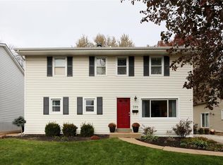 735 Fuhrmann Ter, Saint Louis, MO 63122