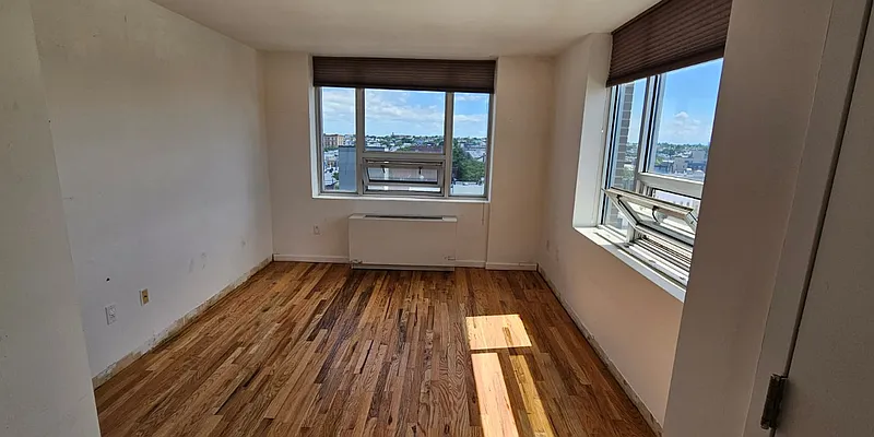 Rented by Farside Realty LLC | media 12