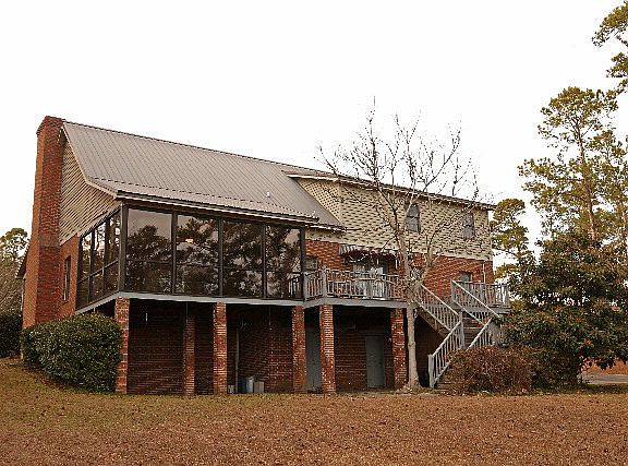 2nd image of 870 Willington Dr