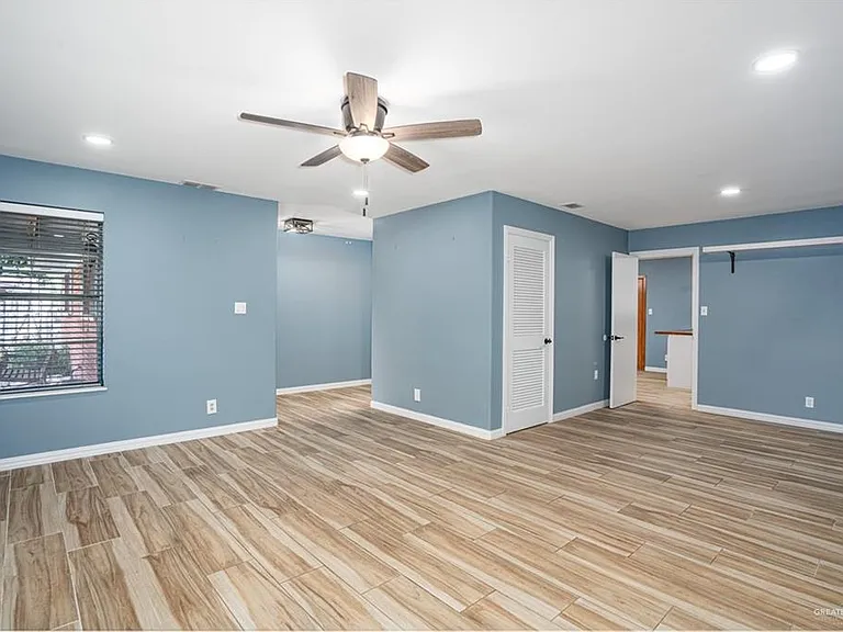 2202 Ella St — Photo 5