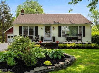 24 Sawyer Pl, Albany, NY 12208