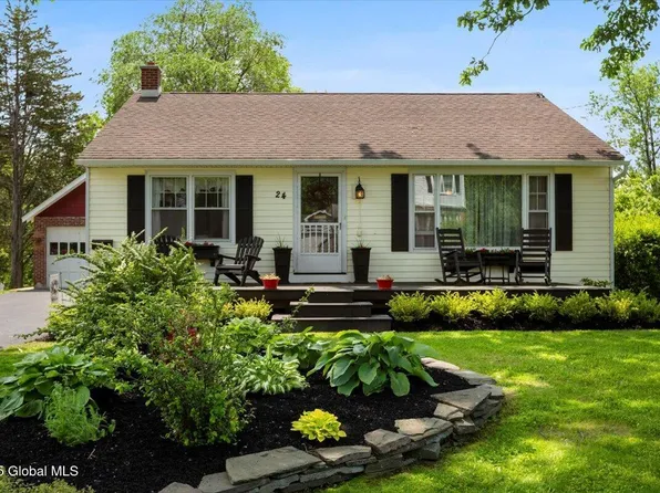 24 Sawyer Place, Albany, NY 12208
