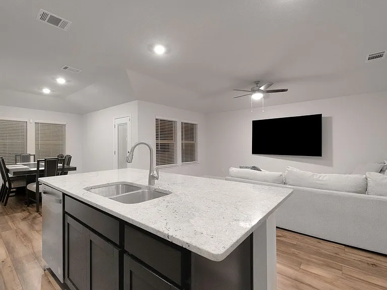 3025 Charyn Way — Photo 17
