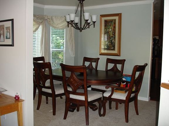 4th image of 2357 NE Adler Ct