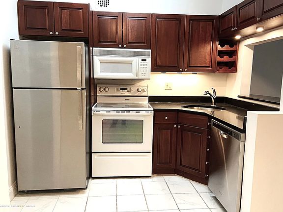 3rd image of 80 Park Ave APT 2H