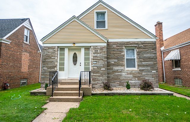 1st image of 11026 S Avenue B