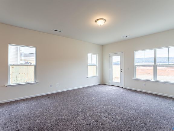 3rd image of 117 Emma Grace Ln