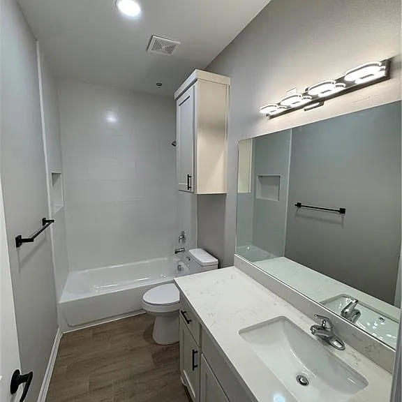800 Ragland St #9 — Photo 9