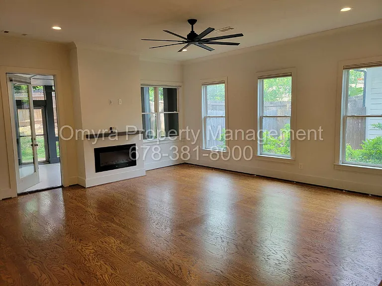 712 Glenwood Ave SE #B — Photo 6