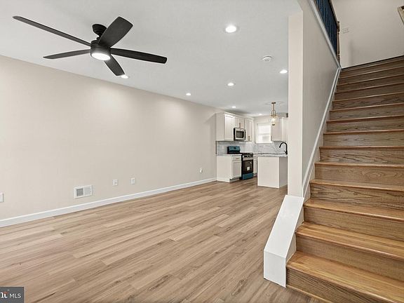 4th image of 2815 W Cold Spring Ln