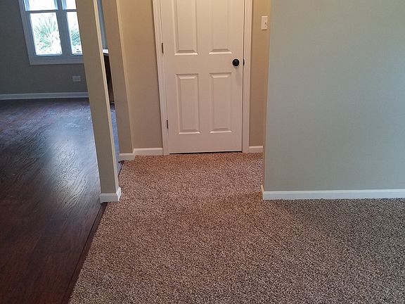 3rd image of 206 S Jefferson St #1