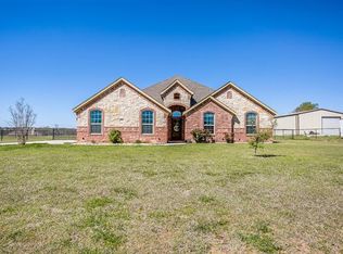 175 Briar Meadows Cir, Azle, TX 76020