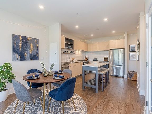 2nd image of 510 Diamondback Dr Unit 263