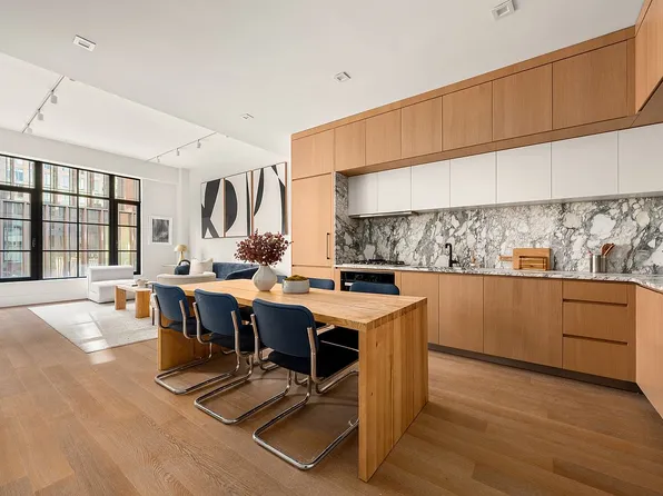 517 W 29th St APT 4A, New York, NY 10001
