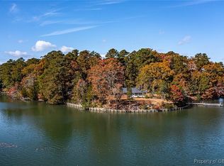 867 Levelgreen Rd, Lancaster, VA 22503