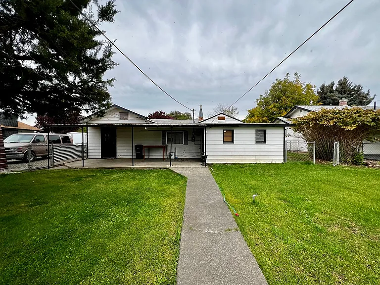 1003 S 8th St — Photo 17