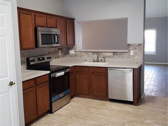 4th image of 3227 Crystal Brook Ct